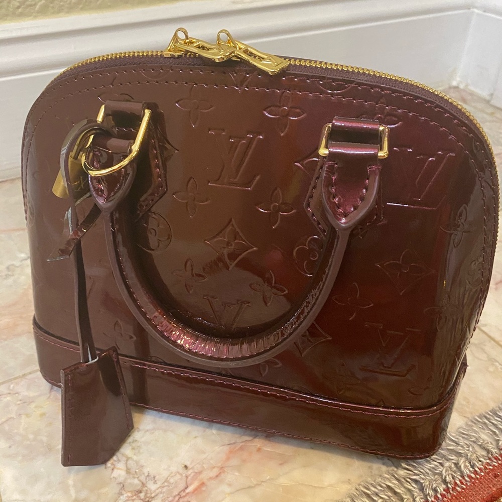 LV ALMA BB